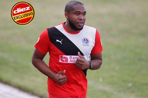 Los jugadores que cambiaron de posición en el campo y terminaron brillando