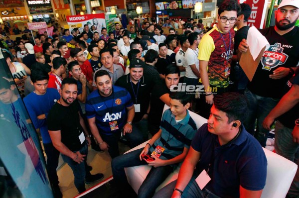 Nervios, ansiedad, risas y alegría en la jornada sabatina del Rey del Fifón DIEZ 2019