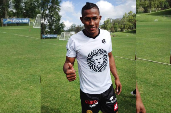 Armando Nieves, el jugador colombiano por el que va el Olimpia