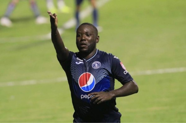 Wilmer Crisanto habla de su nuevo físico en Motagua y de la posible llegada de Luis Garrido