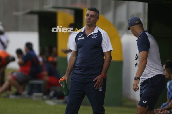 Diego Vázquez: 'Con este plantel nos vamos a quedar, creería que no llegarán más”