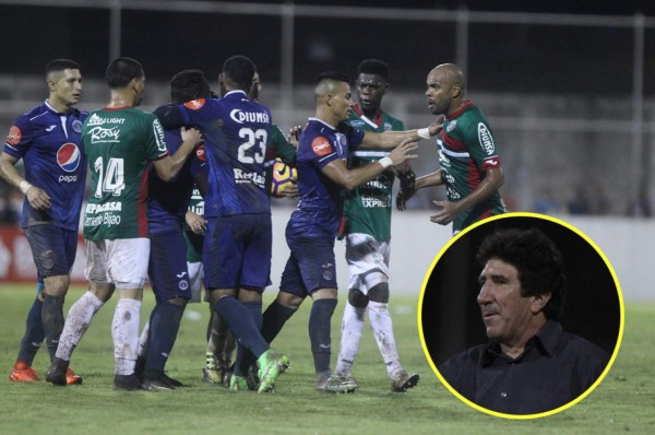 Marathón salió muy molesto con el trabajo arbitral ante Motagua