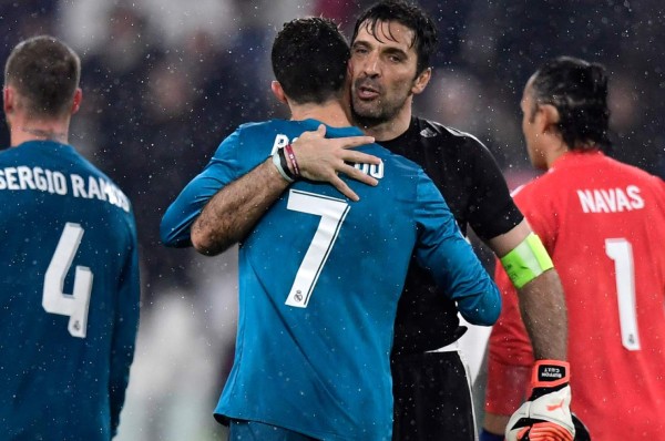 Buffon cree que Cristiano Ronaldo ya es comparable con Messi, Maradona o Pelé