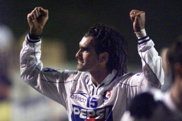 Muere Robert Lima, exjugador uruguayo del Olimpia, a causa de un paro cardíaco en pleno partido