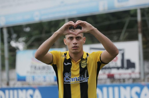 MERCADO: Real España busca defensor, Marathón y Juticalpa fichan delanteros