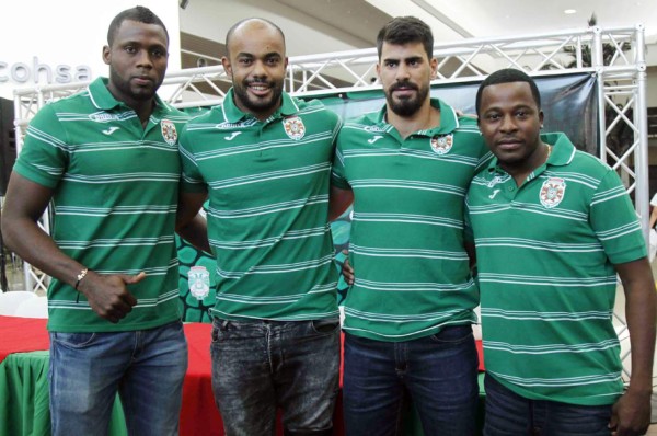 El Marathón presentó sus nuevos refuerzos y la ilusión de un nuevo título