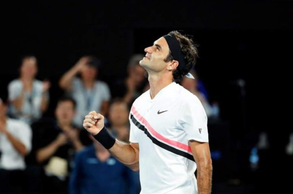 Roger Federer y Halep brillan en Melbourne Park