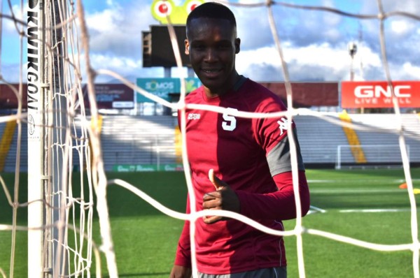 Saprissa rechaza ofertas de equipos ticos por el hondureño Rubilio Castillo