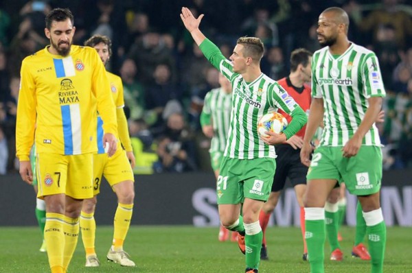 El Betis elimina al Espanyol y se mete sufriendo en semifinales de Copa del Rey