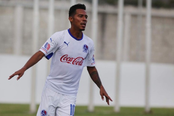 ¡Otra baja! Bayron Méndez ya no es más jugador del Olimpia