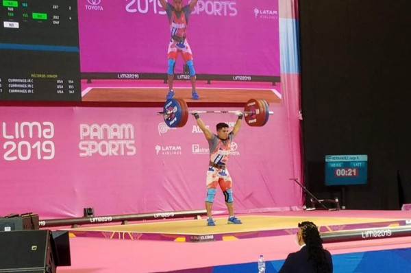 Jorge Hernández termina séptimo en levantamiento de pesas en Juegos Panamericanos