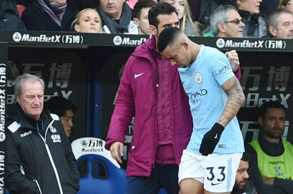 Gabriel Jesús se tratará en Barcelona su lesión de rodilla