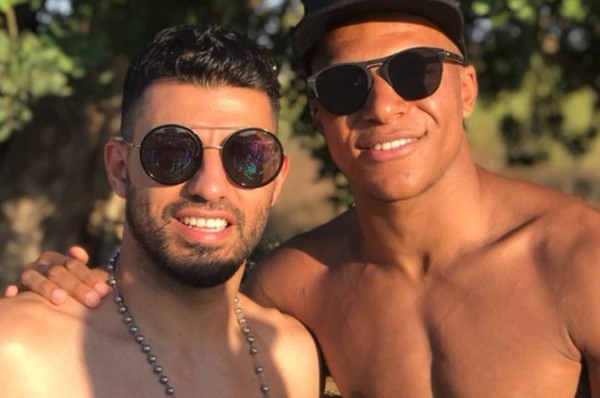 ¿Buenos amigos? Mbappé sorprende con el 'Kun' Agüero en España