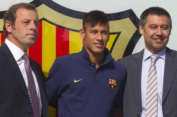 Ex presidente del Barcelona seguirá en prisión por lavado de dinero