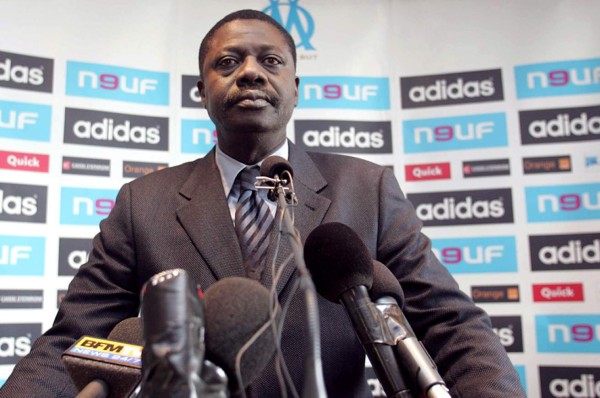 Muere por coronavirus Pape Diouf, expresidente del Marsella de Francia