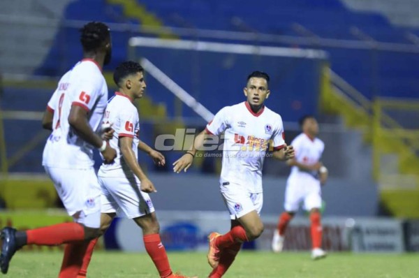 Troglio confirmó tres bajas: El 11 del Olimpia para ganar al Motagua y poner a arder la Liga Nacional