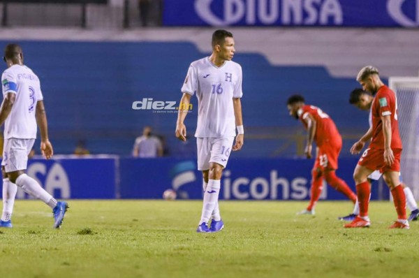 Con notables variantes: el 11 titular de Honduras para buscar el milagro esta noche ante Costa Rica