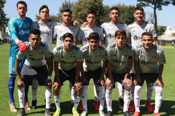 Cristian Cálix, titular con el Atlas en el clásico tapatío Sub-20