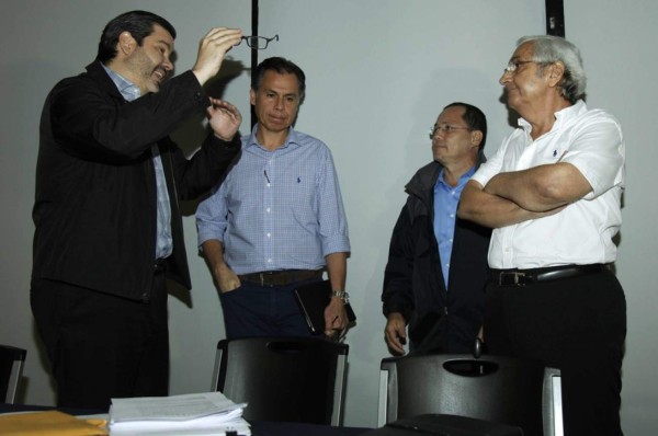 Roque Pascua no descarta una Liga de 12 clubes en Honduras en 2018