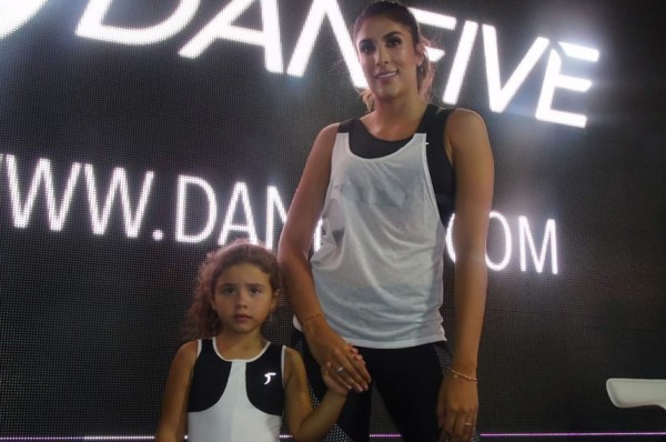 Daniela Ospina comparte una oferta de trabajo a la que puedas aspirar