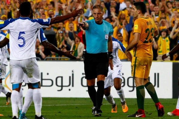 El argentino Néstor Pitana dirigirá el partido inaugural del Mundial