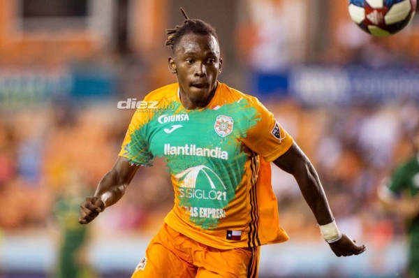 ¡Sorpresa! Alberth Elis se une a los entrenamientos de Marathón