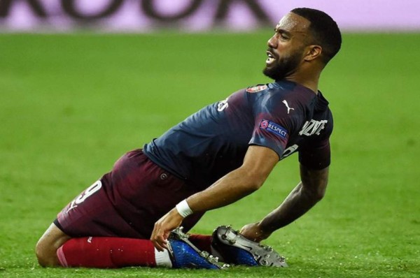 Lacazette y su guiño al Barcelona: ''Es muy halagador''