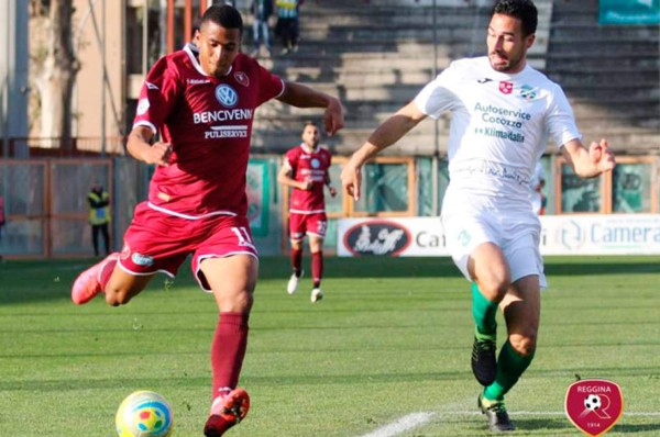 Agente del hondureño Rigoberto Rivas revela que faltan detalles para que Reggina compre su ficha
