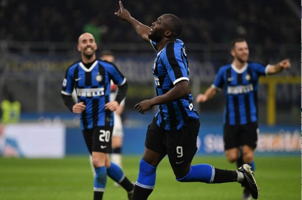 Inter golea al Génova y recupera el liderato en la Serie A