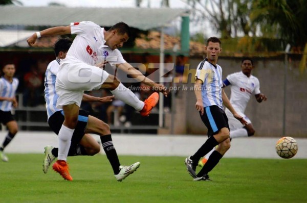 Olimpia se pasea por Cantarranas y vence a combinado local en amistoso