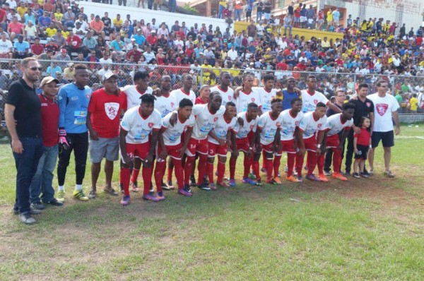 Arsenal de Roatán negocia regresar a la Liga de Ascenso de Honduras