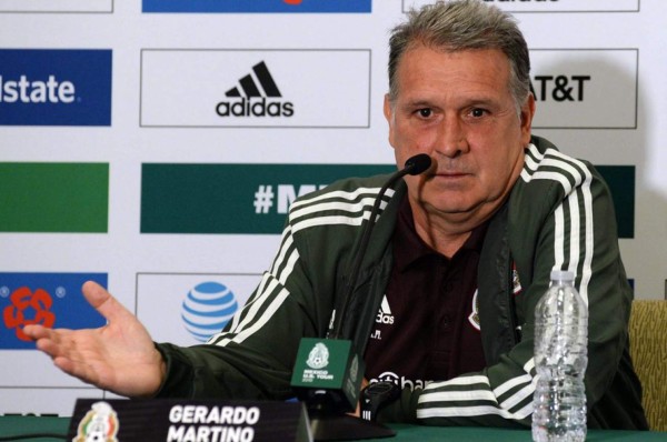 Martino sobre 'Tecatito' Corona: 'Mi obligación es hacer respetar la selección mexicana'