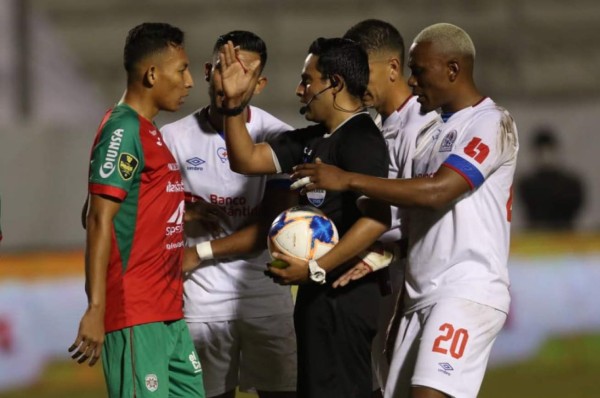 ¿Qué pasó con Saíd Martínez después que dirigió la final de ida del torneo Apertura de la Liga Nacional?