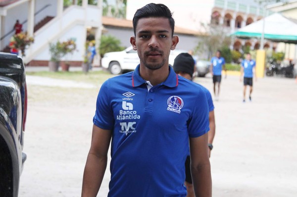 Alejandro Reyes no se presentó a la pretemporada con Olimpia, quiere ir a un club donde tenga participación