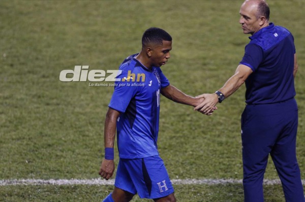 Rigoberto Rivas: 'Hay algunas ofertas, pero tengo que decidir con mi agente'