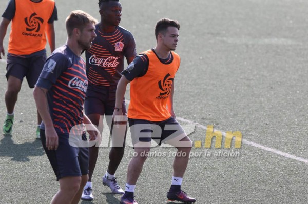 Hijo del exjugador Néstor Peralta se prueba en el Olimpia