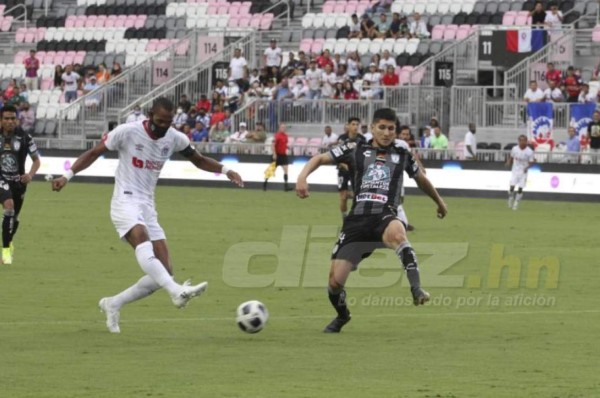 Pachuca remonta al Olimpia y conquista la Copa Rematch en el estadio DRV PNK de Florida