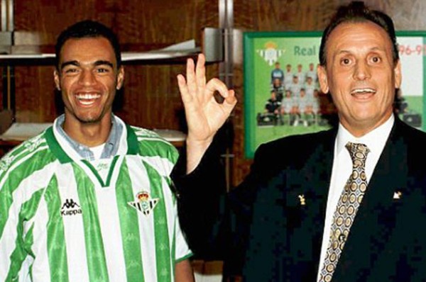 Los 10 fichajes 'récord' en toda la historia del fútbol
