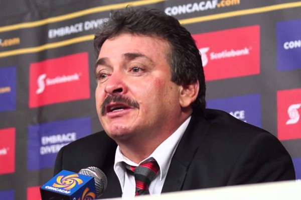 Óscar Ramírez: 'Nos toca un juego inaugural difícil ante Honduras”