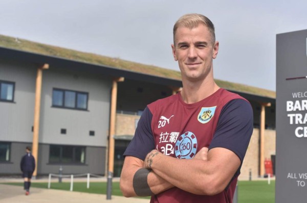 Hart deja el Manchester City y firma dos años con el Burnley