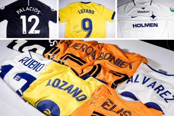 Las camisas de lujo que han donado los legionarios para ayudar a jugadores de la Liga de Ascenso