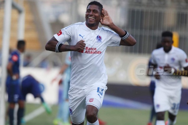 Costly: 'He hablado con directivos del Platense y hay una posibilidad de regresar'