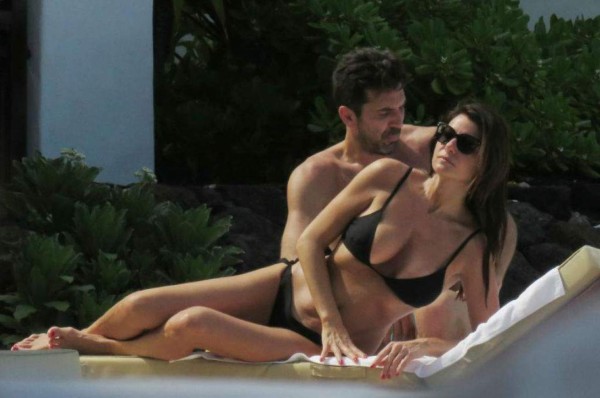 D'Amico, la sensual italiana que presentará los Premios The Best y que es mujer de un crack