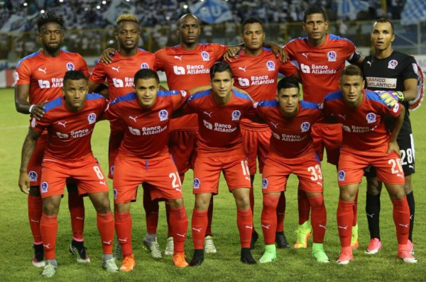 Dos jugadores del Olimpia en el 11 ideal de la Liga de Concacaf