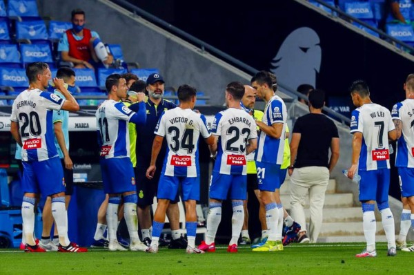 No habrá derbi catalán: Espanyol de Barcelona y un descenso en el horizonte 26 años después
