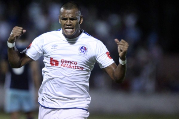 Rony Martínez queda fuera del Olimpia y está cerca de fichar con Real España