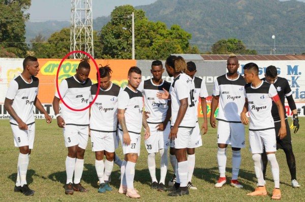 Los futbolistas que pelean por la permanencia y que vivieron el infierno del descenso