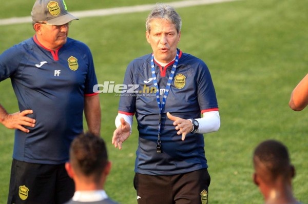 Restrepo sobre la hora de juego en Choluteca: 'Matamos al jugador, escupimos un poquito el fútbol'