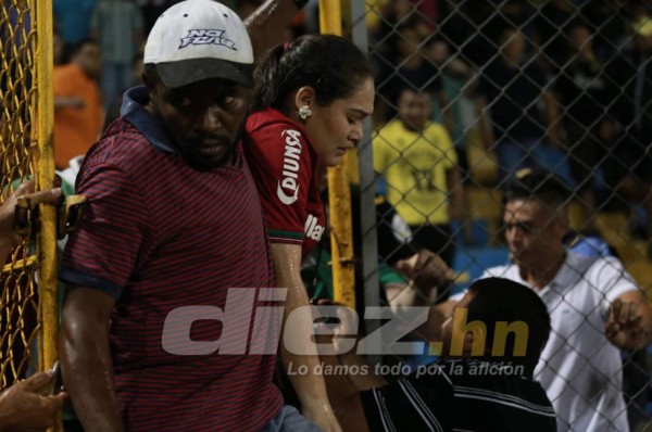 EN FOTOS: Así fueron los relajos en el derbi entre Real España y Marathón