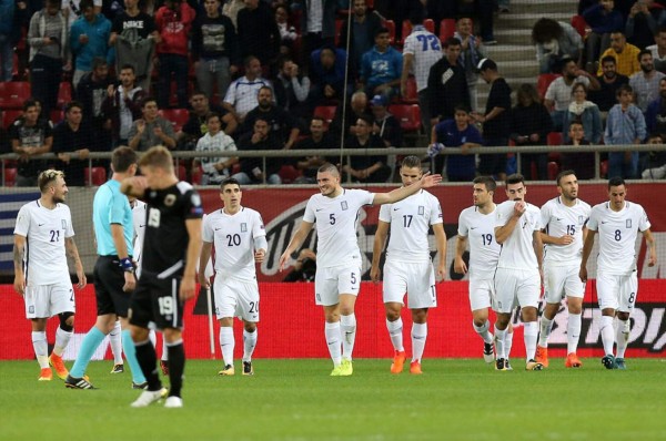 Grecia goleó a Gibraltar y se quedó con un boleto al repechaje